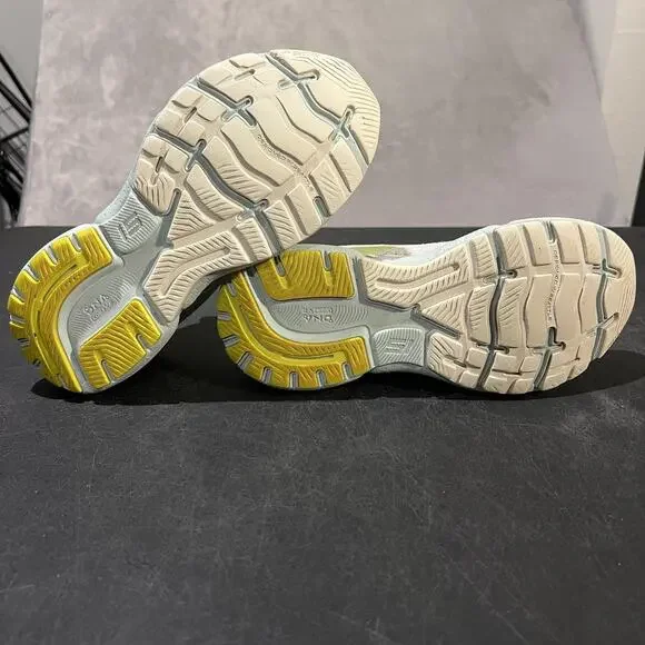 Brooks Ghost 15 Shoes Womens Size 8 Coconut Running Sneakers 1203801B130 - Picture 4 of 10